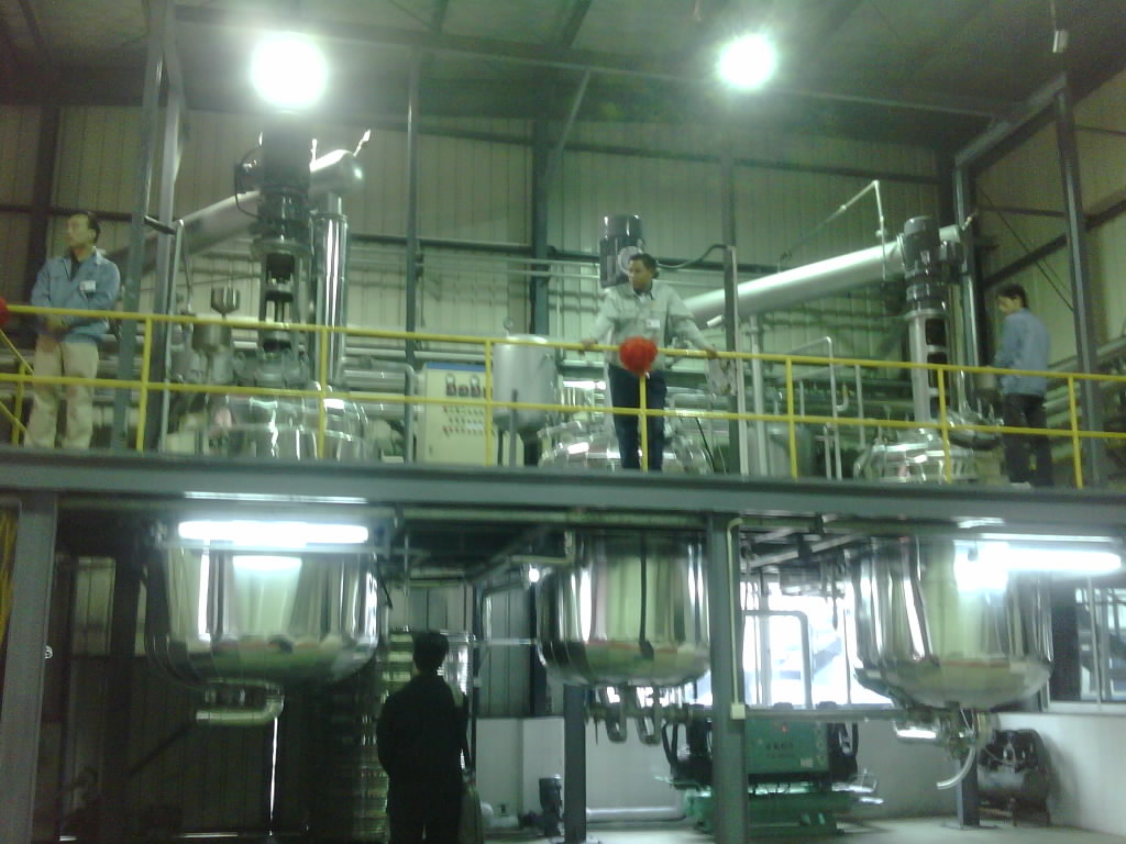 聚氨酯化工涂料反應釜